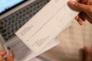 Understanding Mobile Banking: Benefits and Features